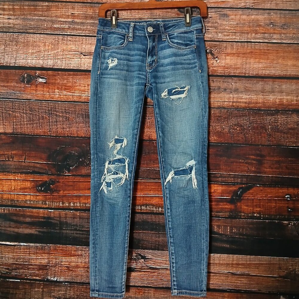American Eagle Jeans Size 2 Short Ripped Patched Jegging Stretch Distressed - Picture 2 of 10